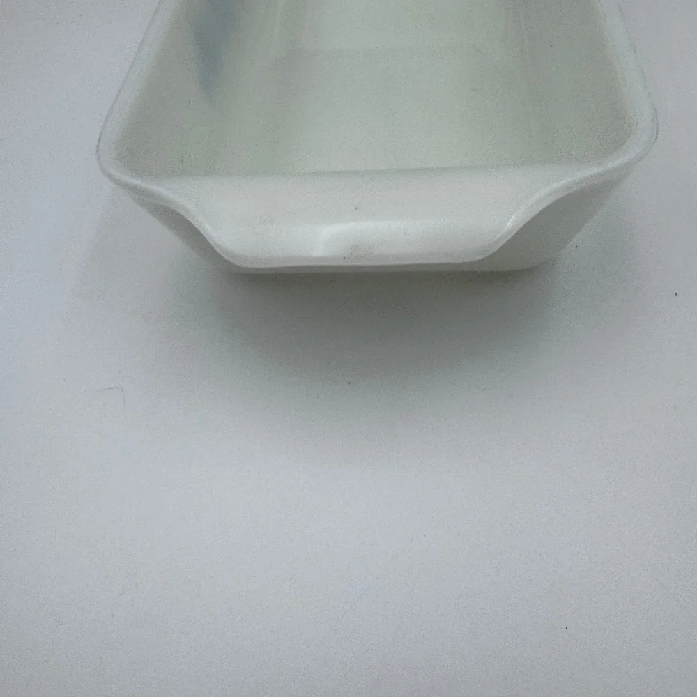 Anchor Hocking Fire-King Blue Cornflower Milk Glass Loaf Pan 441 1 Qt Ovenproof